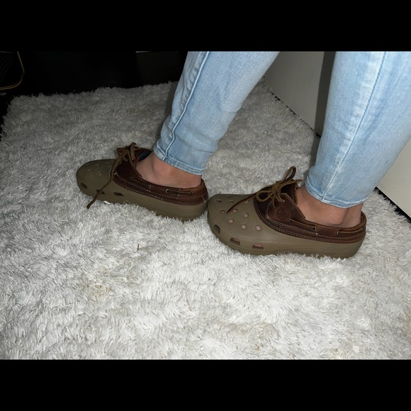 Crocs Brown Leather Islander Pitcrew Sport Boat - Picture 4 of 8